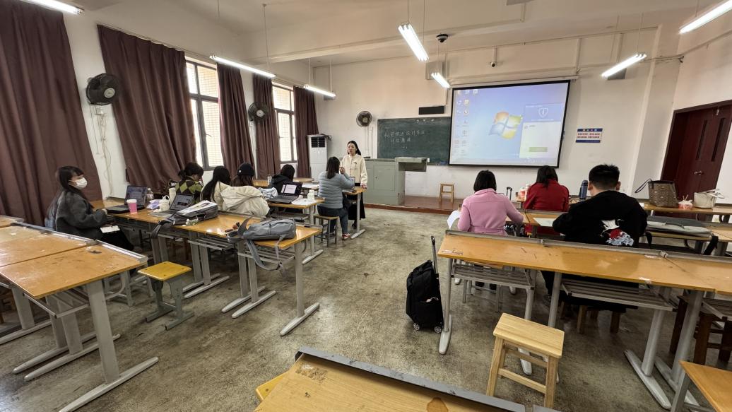 ​磨课赋能教学，研课助力精进——视觉传达设计系成功开展磨课教学活动