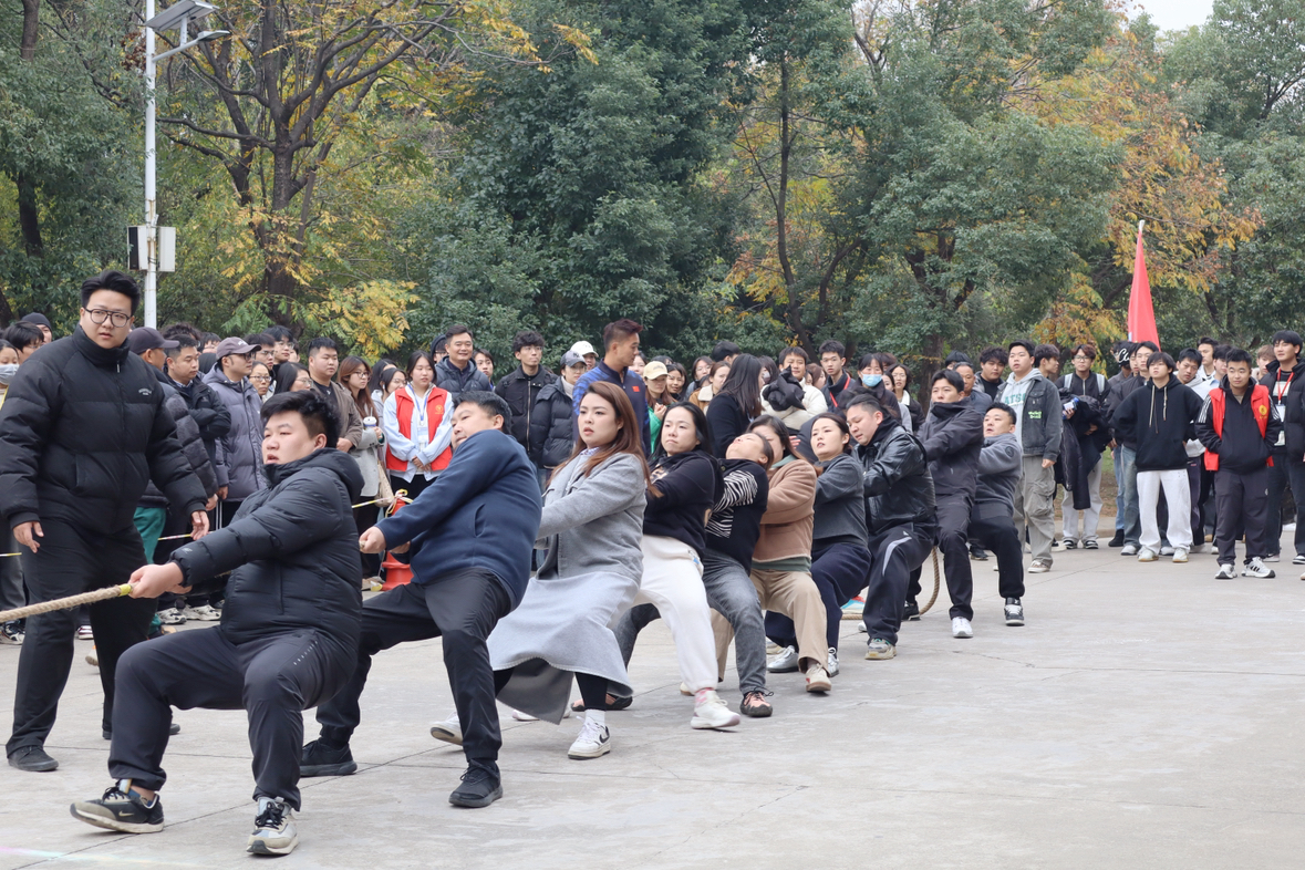 [喜报]我院在第七届拔河比赛中勇创佳绩，斩获多项桂冠